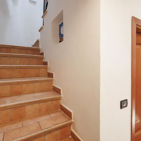 Casa Lunatica فِتيربو