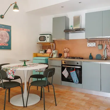 Casa Lunatica شقة